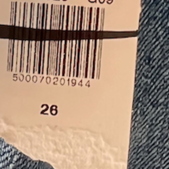 NWT: old navy High-Waisted O.G. Straight Ripped Cut-Off Jean Shorts $40 (26) - Picture 12 of 13